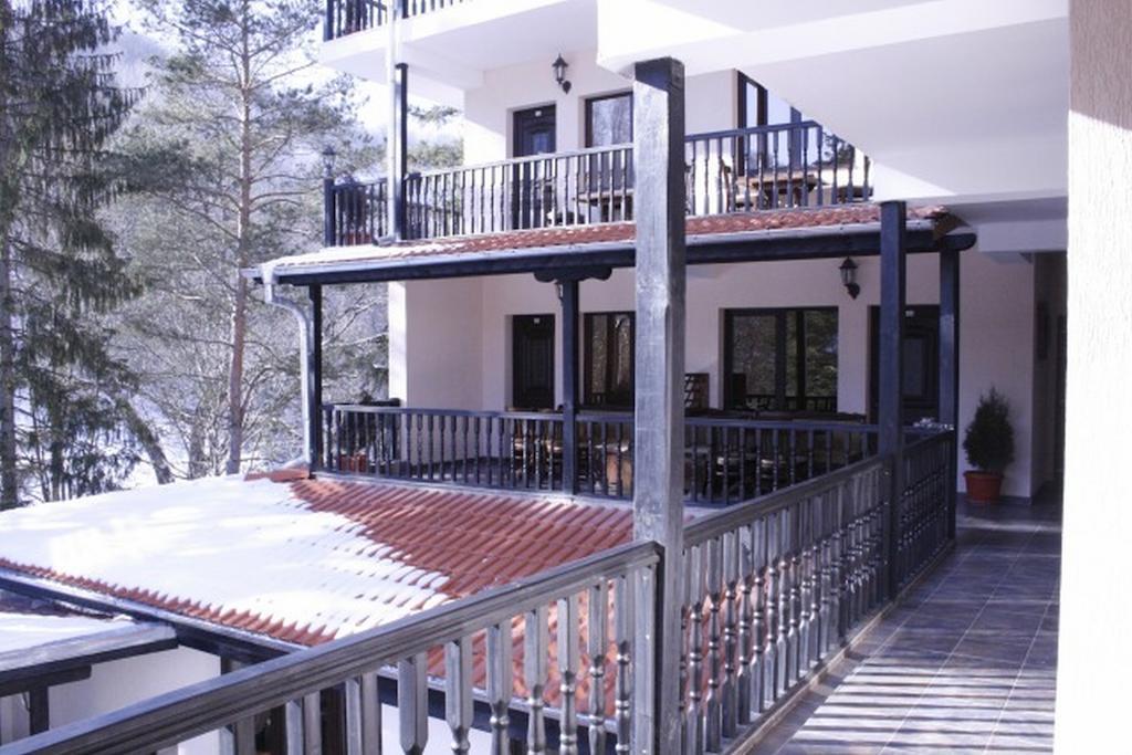 Family Hotel Ilinden Sipkovo Szoba fotó